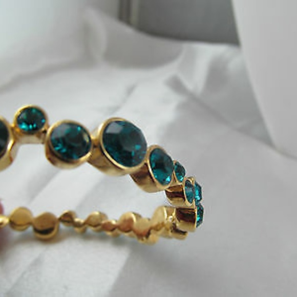 10021 Kara Ross Gold & Blue Crystal Earrings - Picture 5 of 6